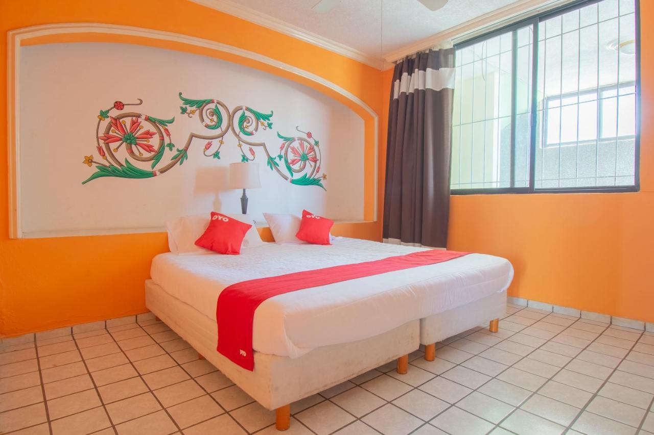 Oyo Hotel Casino Del Valle, Матеуала Экстерьер фото
